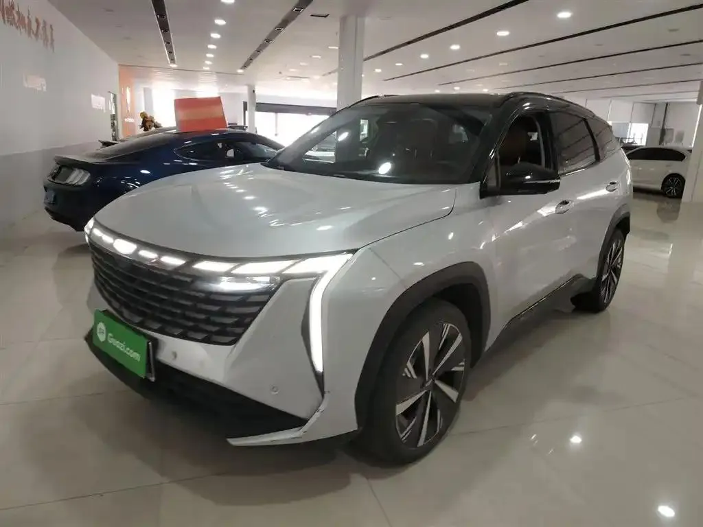 Geely Geely Boyue L — Silver / Gray