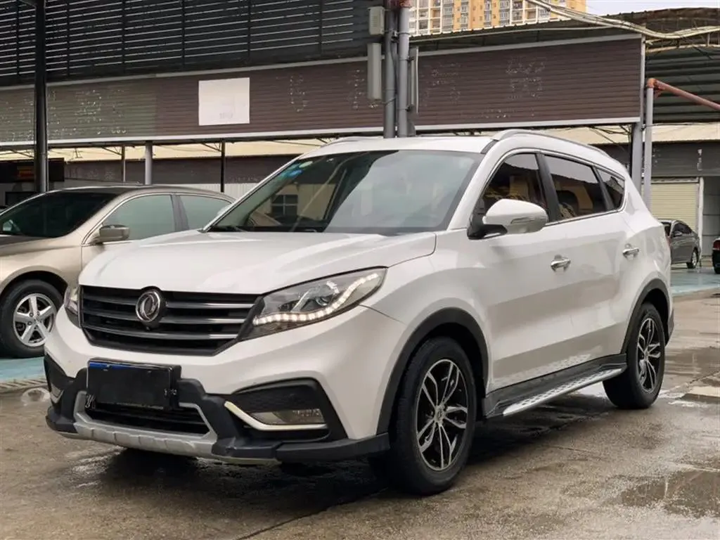 Dongfeng FENGON FENGON Fengguang 580 2017 1.5T CVT Smart Edition — photo 1