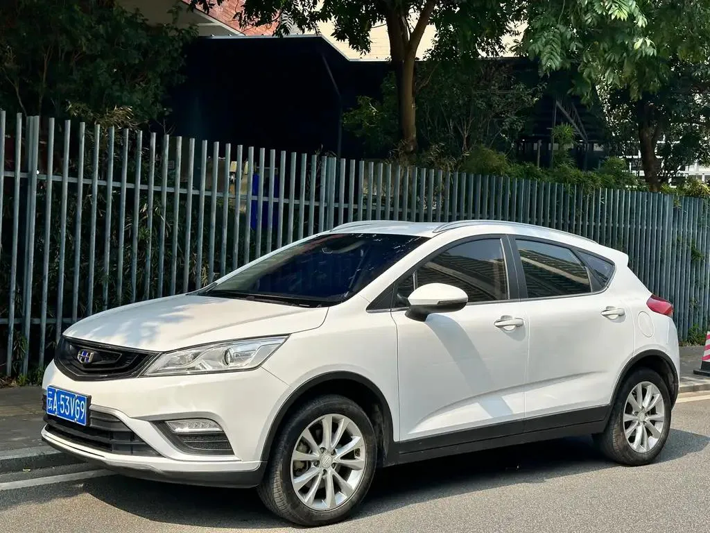 Geely Emgrand GS Emgrand GS 2018 Elegant Edition 1.8L Automatic Leading Model — photo 1