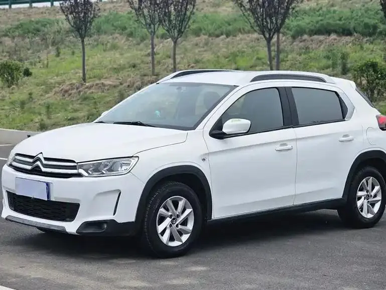 Citroen C3-XR C3-XR 2015 1.6L Automatic Fashion Model — photo 1
