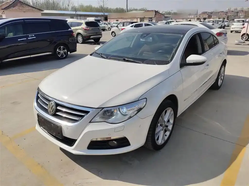 FAW-Volkswagen CC CC 2012 2.0TSI Supreme Edition — photo 1