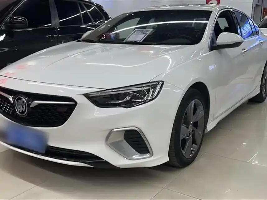Buick Regal Regal 2017 GS 28T Luxury — photo 1