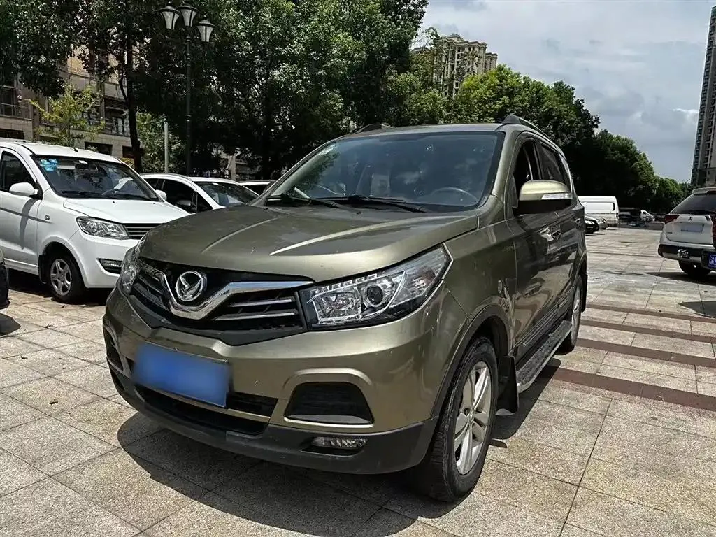 BAIC BAIC Huansu S2 — Green