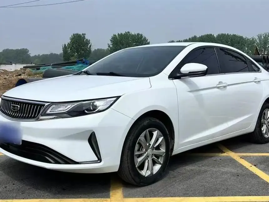 Geely Geely Emgrand GL — White