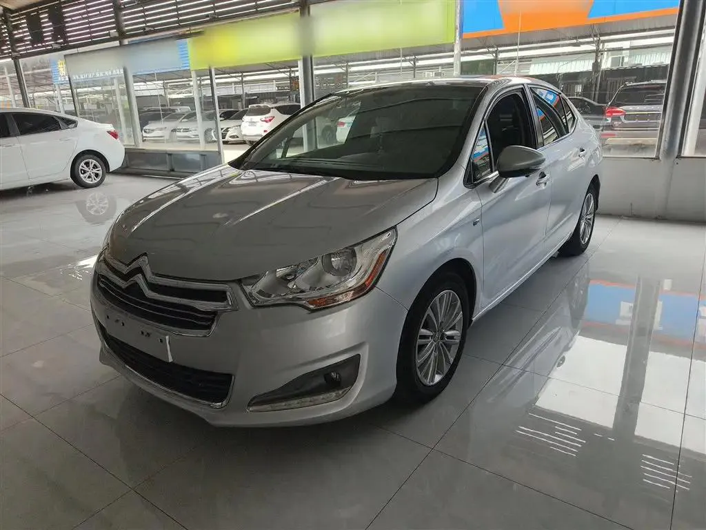 Citroen Citroen C4L — Argenté / Gris