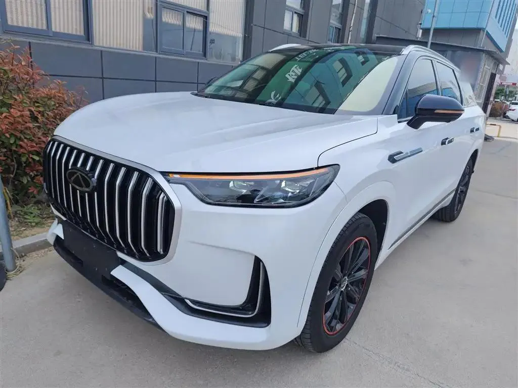 Chery Chery Tiggo 9 — Blanc