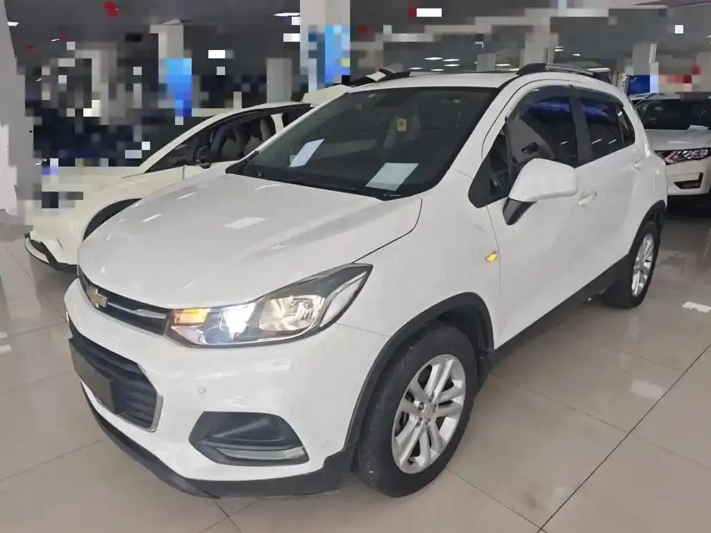 Chevrolet Trax Chuangku 2018 330T Automatic 2WD Elite — photo 1