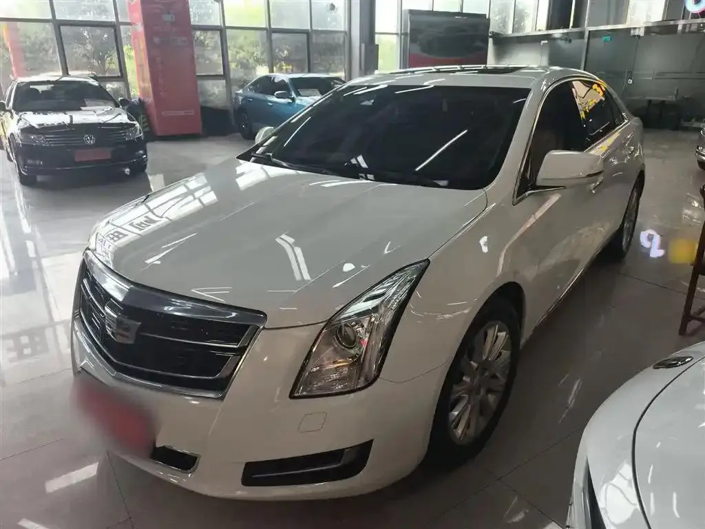 Cadillac XTS XTS 2017 28T Technology Edition — photo 1