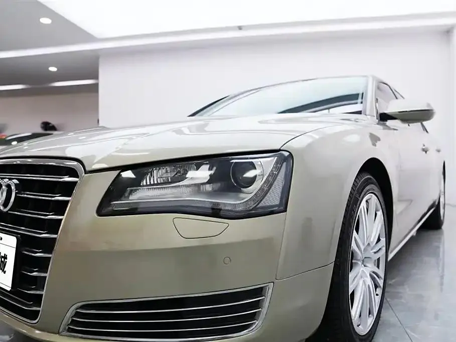 Audi A8 A8 2013 A8L 50 TFSI quattro Luxury Edition — Смотреть фото 3