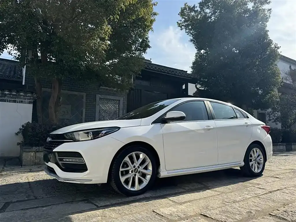 Chery Chery Arrizo GX — Blanc
