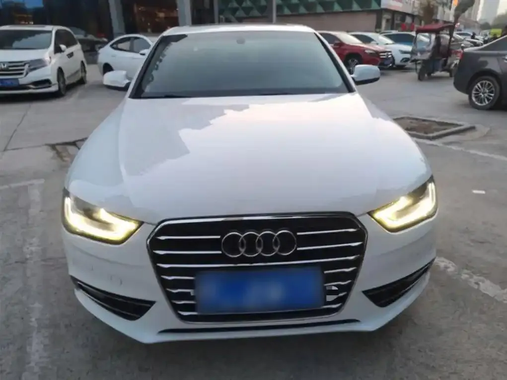Audi A4L A4L 2013 35 TFSI Automatic Technology Edition — View photo 3
