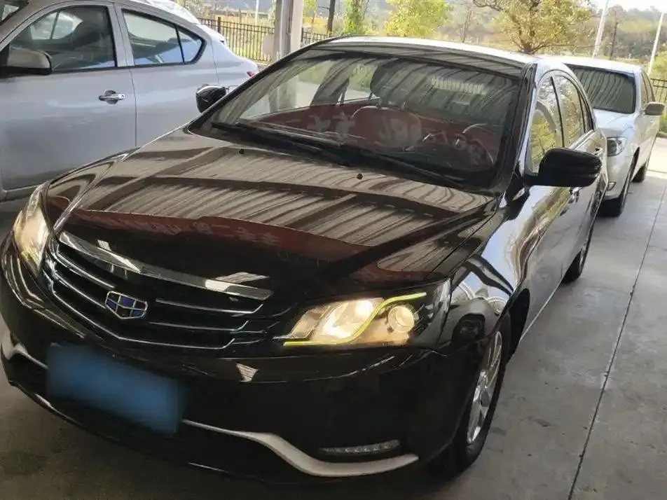 Geely Emgrand Emgrand 2016 Sedan 1.5L CVT Luxury Model — photo 1