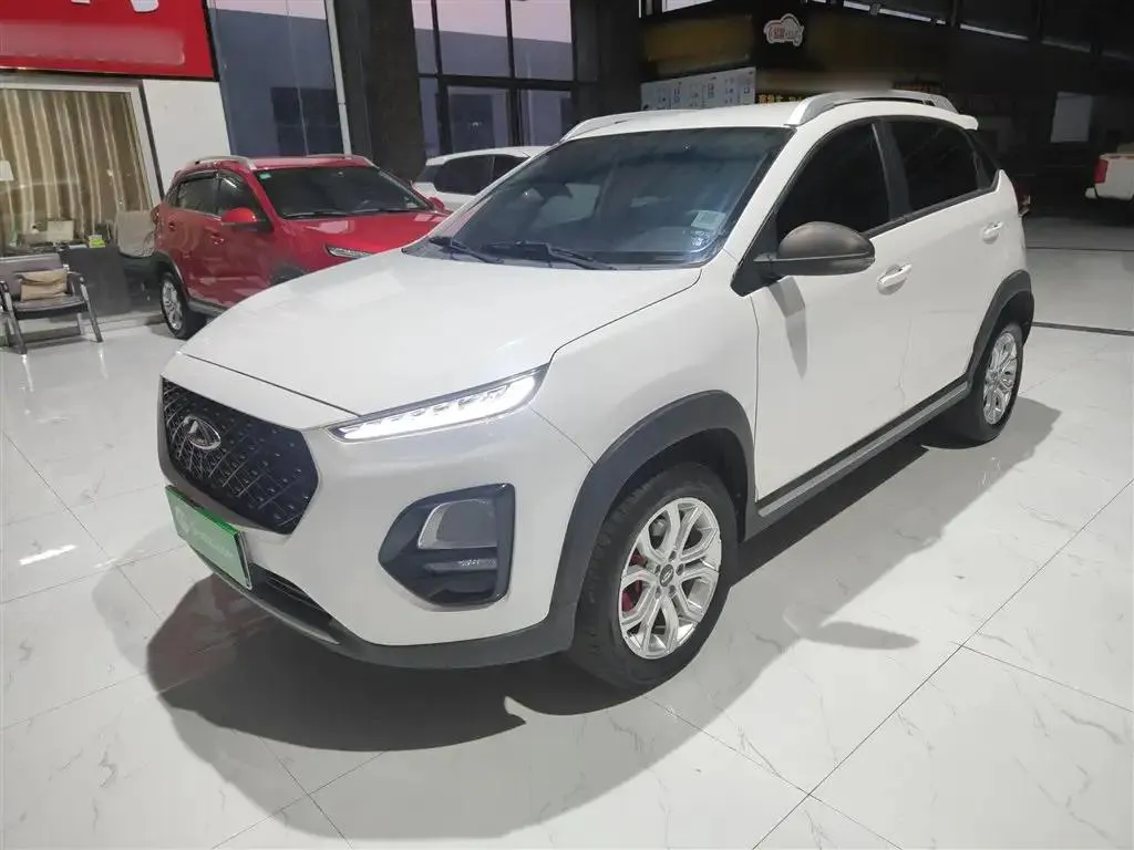 Chery Tiggo 3x Tiggo 3x 2021 Diamond Edition 1.5L Manual 2 Carats — photo 1
