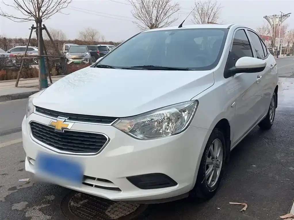 Chevrolet Chevrolet Sail — Branco
