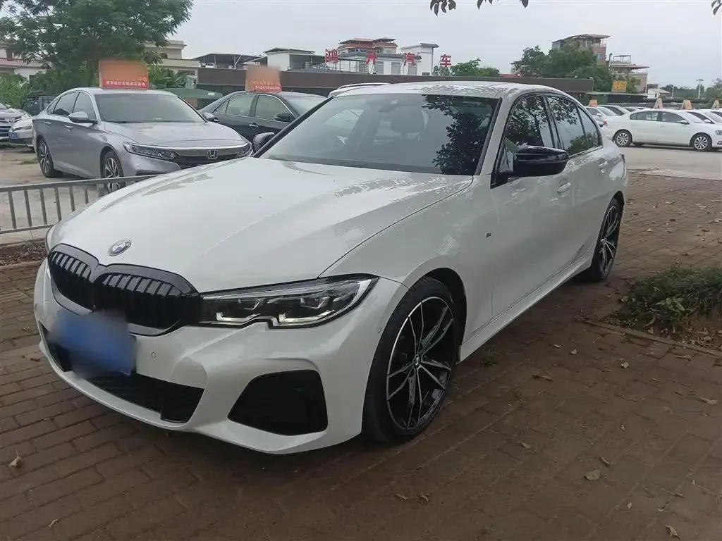 BMW 3 Series 3 Series 2021 facelift 325i M Sport Night Edition — photo 1