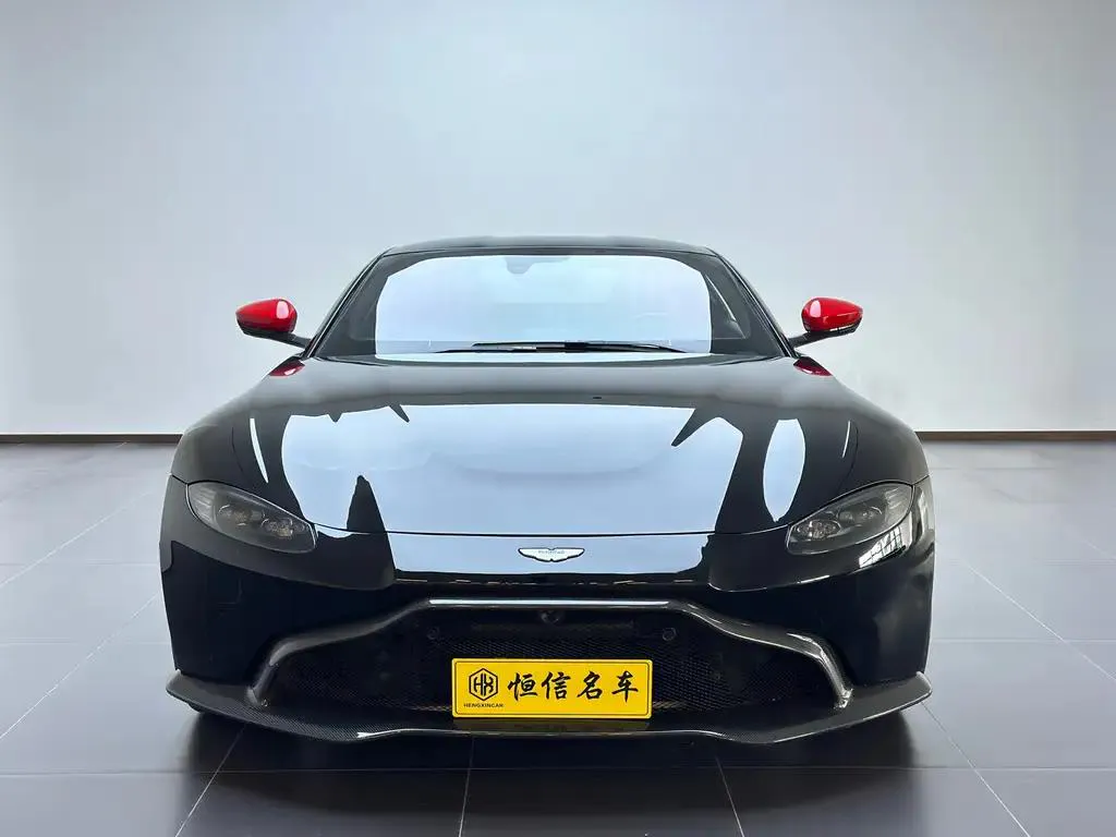 Aston Martin V8 V8 Vantage 2018 4.0T V8 Coupe — عرض الصورة 2