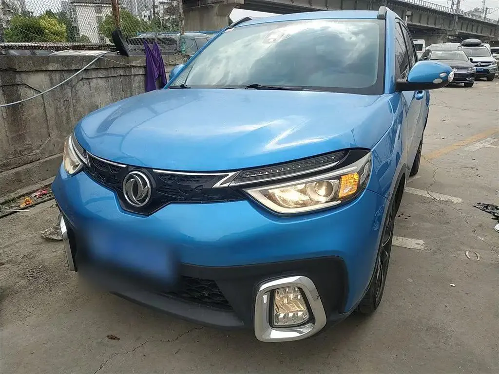 Dongfeng Dongfeng Aeolus Dongfeng — Blue