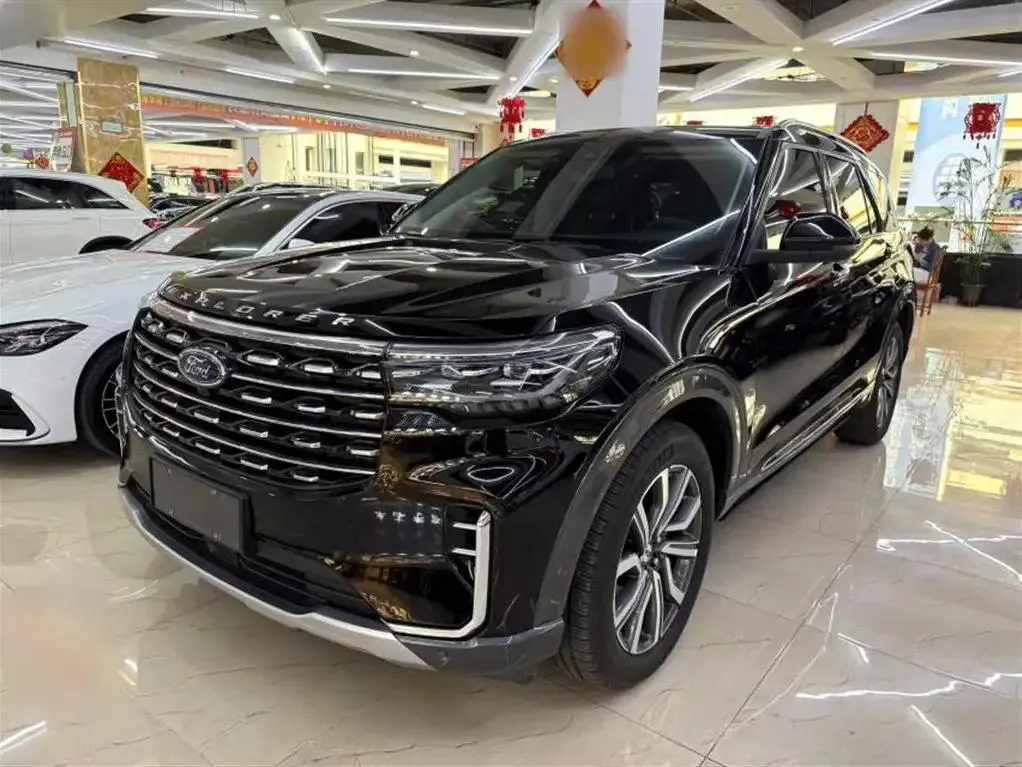 Ford Ford Explorer — Black