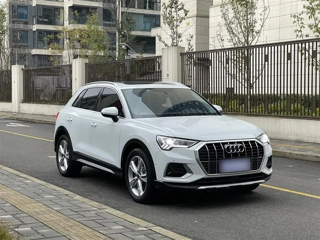 Audi Q3 Q3 2023 35 TFSI Fashion Elegant Edition (1.5T) — View photo 4