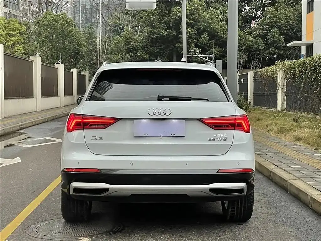 Audi Q3 Q3 2023 35 TFSI Fashion Elegant Edition (1.5T) — View photo 6