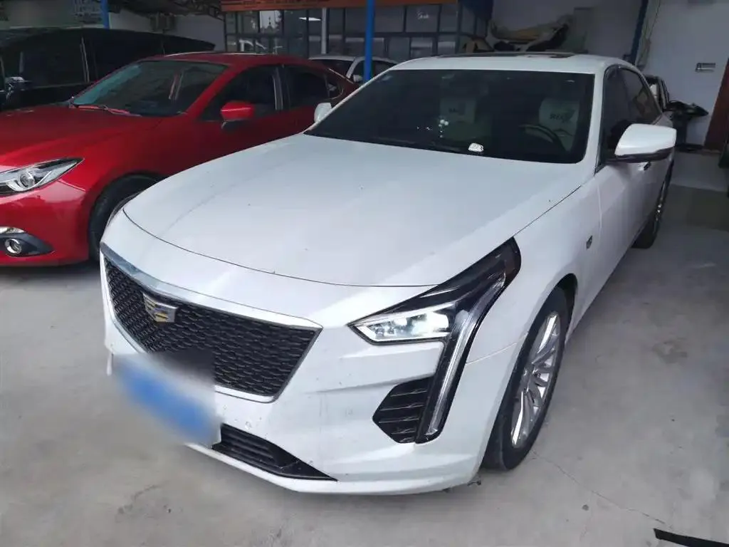 Cadillac Cadillac CT6 — White