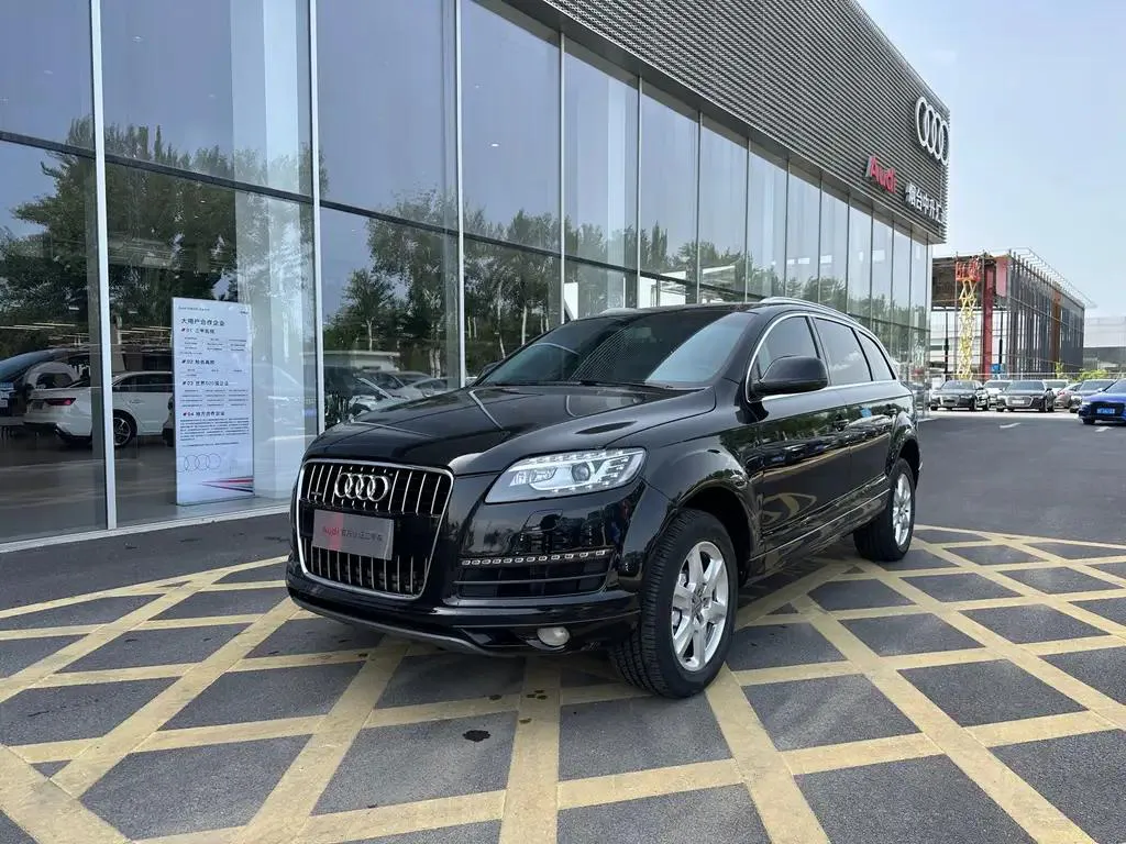 Audi Q7 Q7 2011 3.0 TFSI Technology Edition (245kW) — photo 1