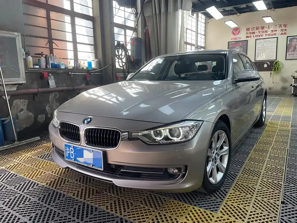 BMW 3 Series 3 Series 2015 328Li Fashion Edition — photo 1