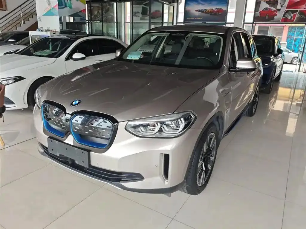 BMW iX3 iX3 2021 facelift leading model — photo 1
