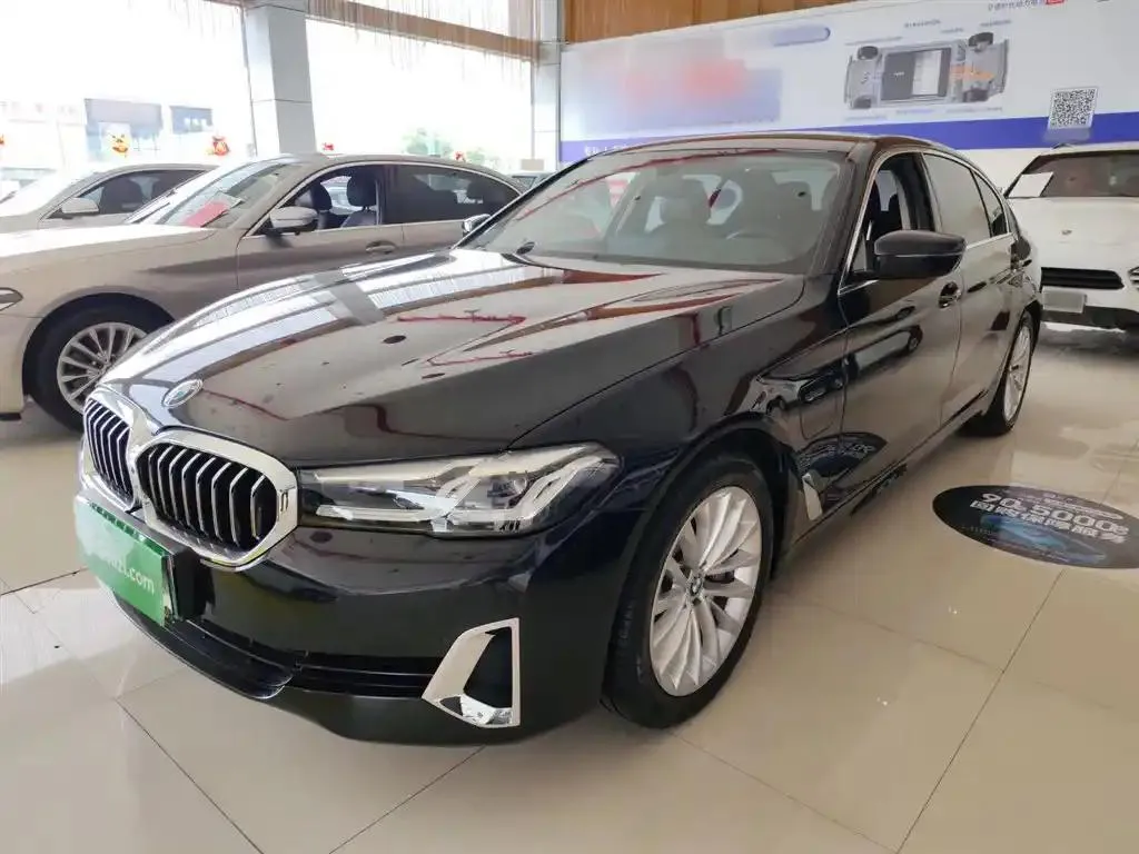 BMW BMW 5 Series — Black