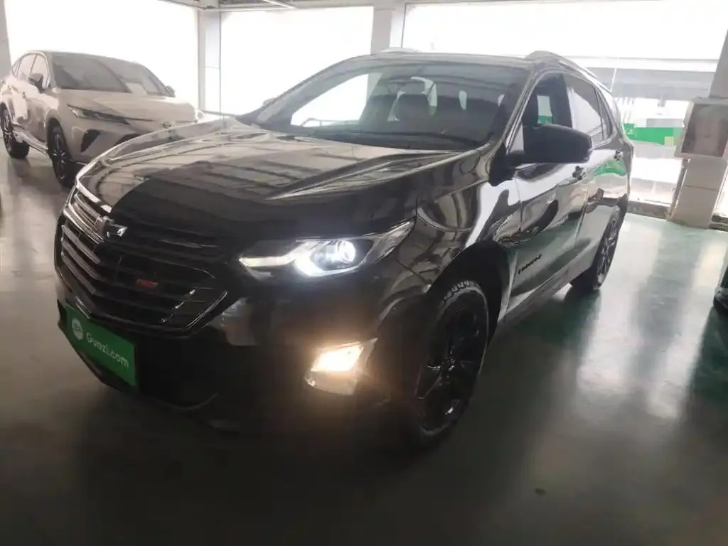 Chevrolet Equinox 2018 Explorer RS 550T Automatic 4WD Defender Edition — photo 1