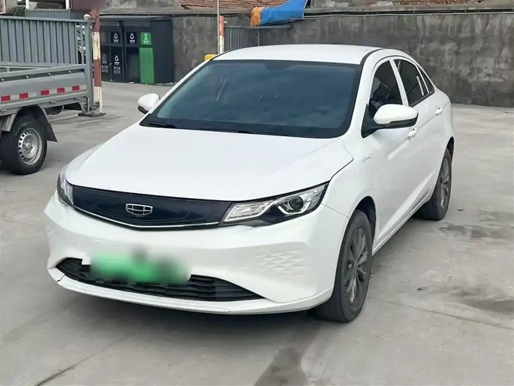 Geely Emgrand Emgrand New Energy 2021 EV Pro Online Edition — photo 1