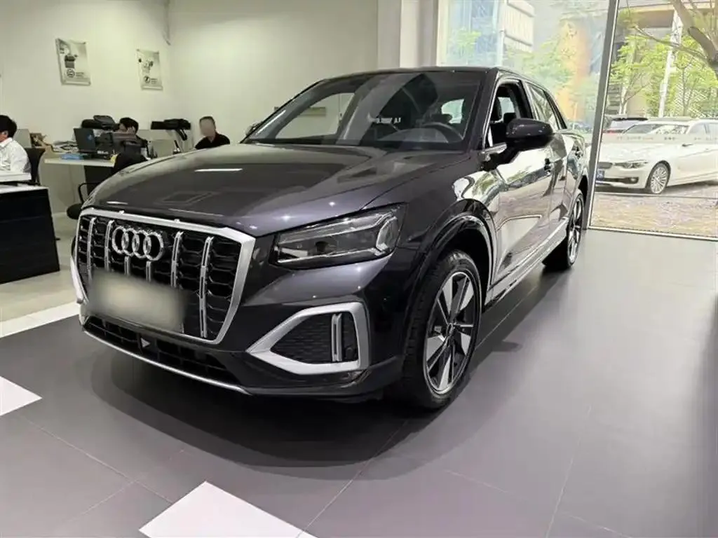 Audi Q2L Q2L 2024 35TFSI Stylish and Elegant Model — عرض الصورة 2