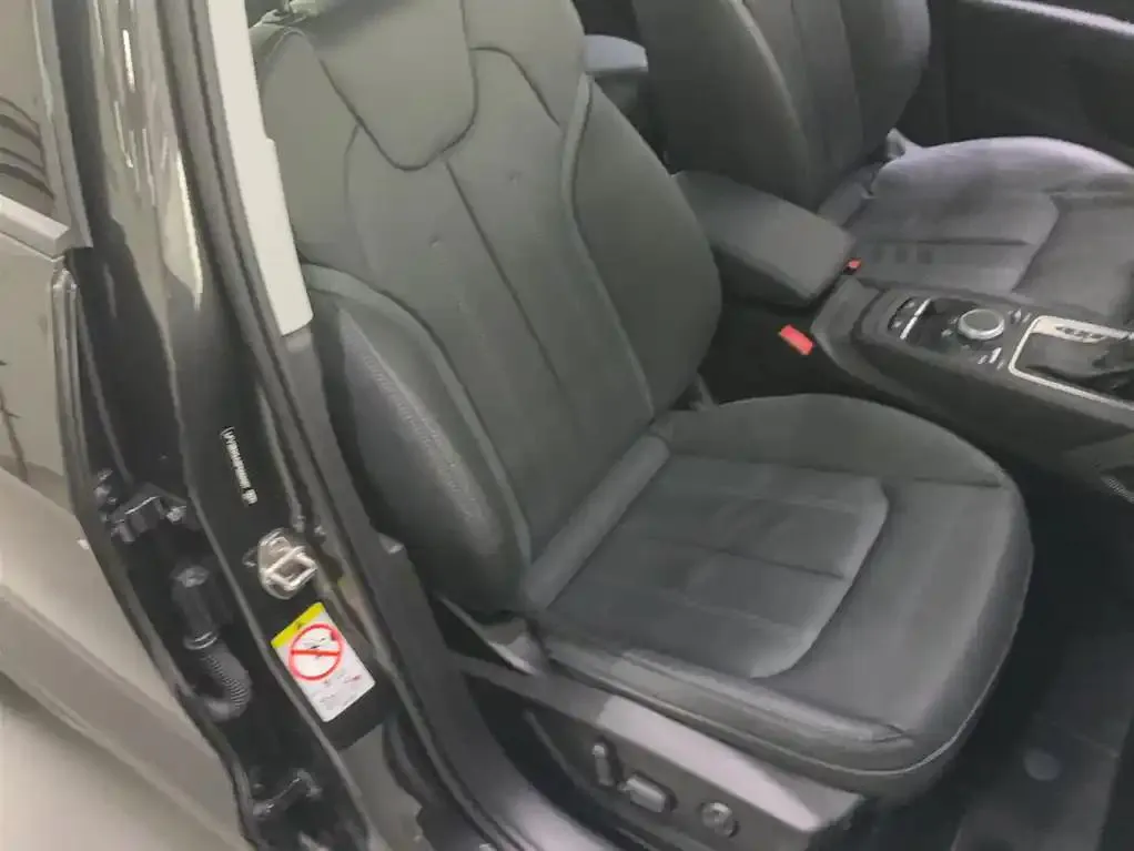 Audi Q2L Q2L 2024 35TFSI Stylish and Elegant Model — عرض الصورة 3