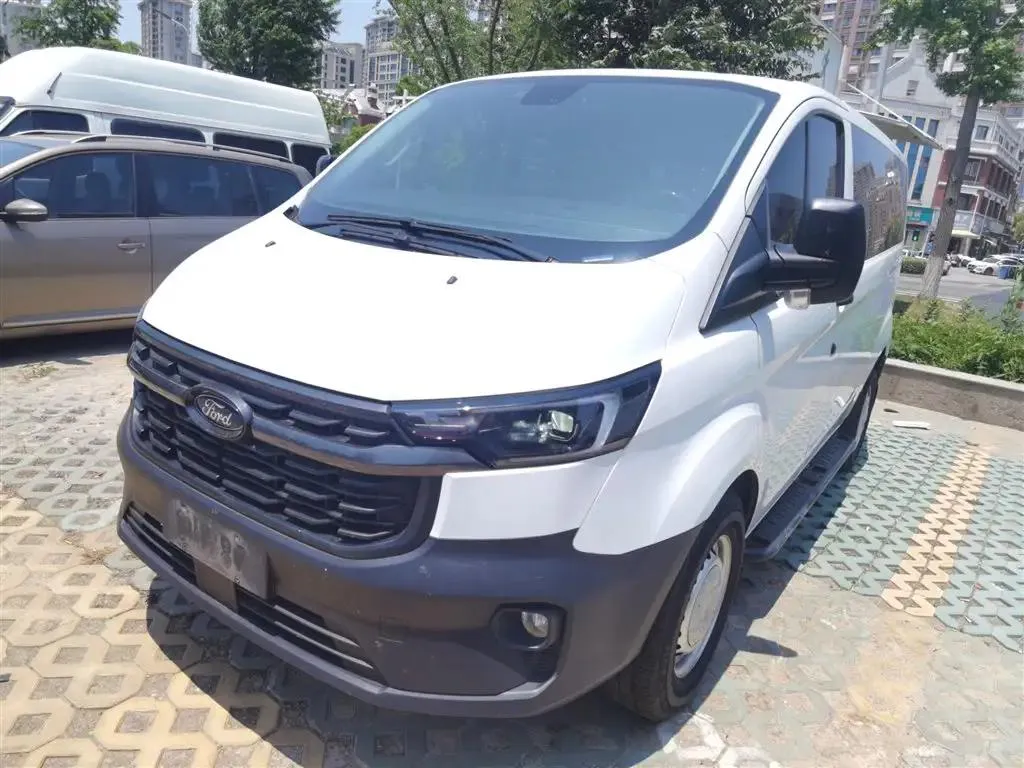 Ford Transit Transit 2023 2.0T diesel automatic multi-purpose commercial vehicle short axle low roof 5/6 seats — photo 1