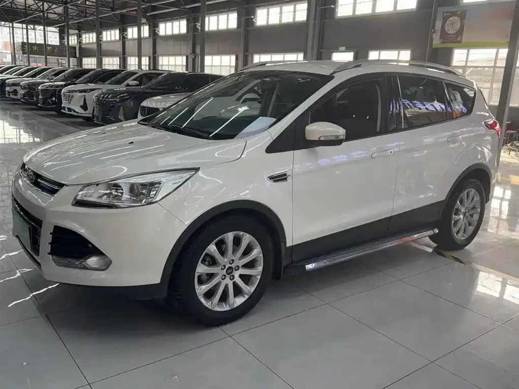 Ford Kuga Kuga 2015 1.5L GTDi 2WD Comfort Edition — photo 1