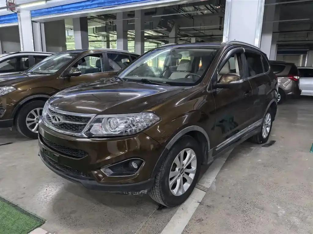 Chery Chery Tiggo 5 — Champagne