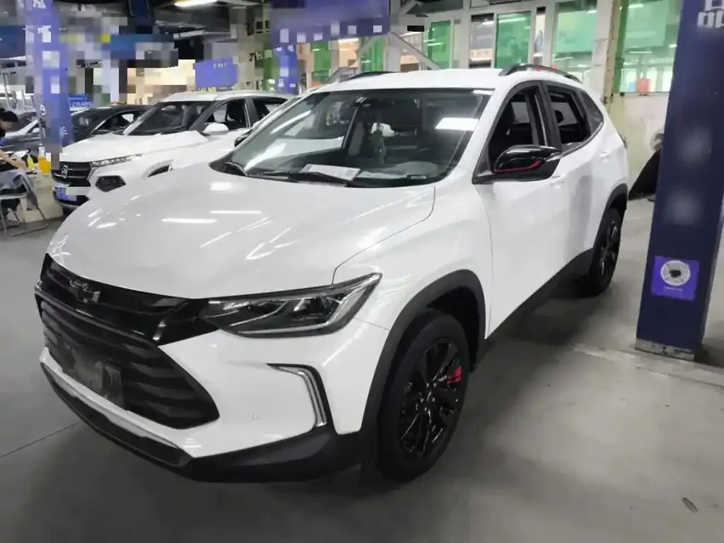 Chevrolet Chevrolet Trax — White