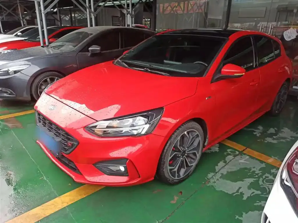Ford Focus Focus 2021 Hatchback EcoBoost 180 Automatic ST Line — photo 1