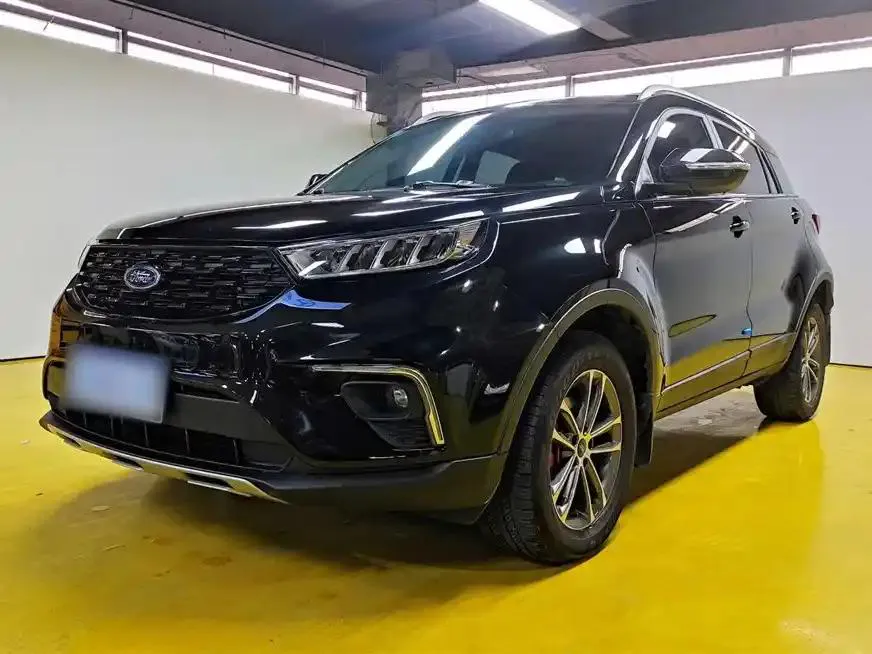 Ford Ford Territory — أسود