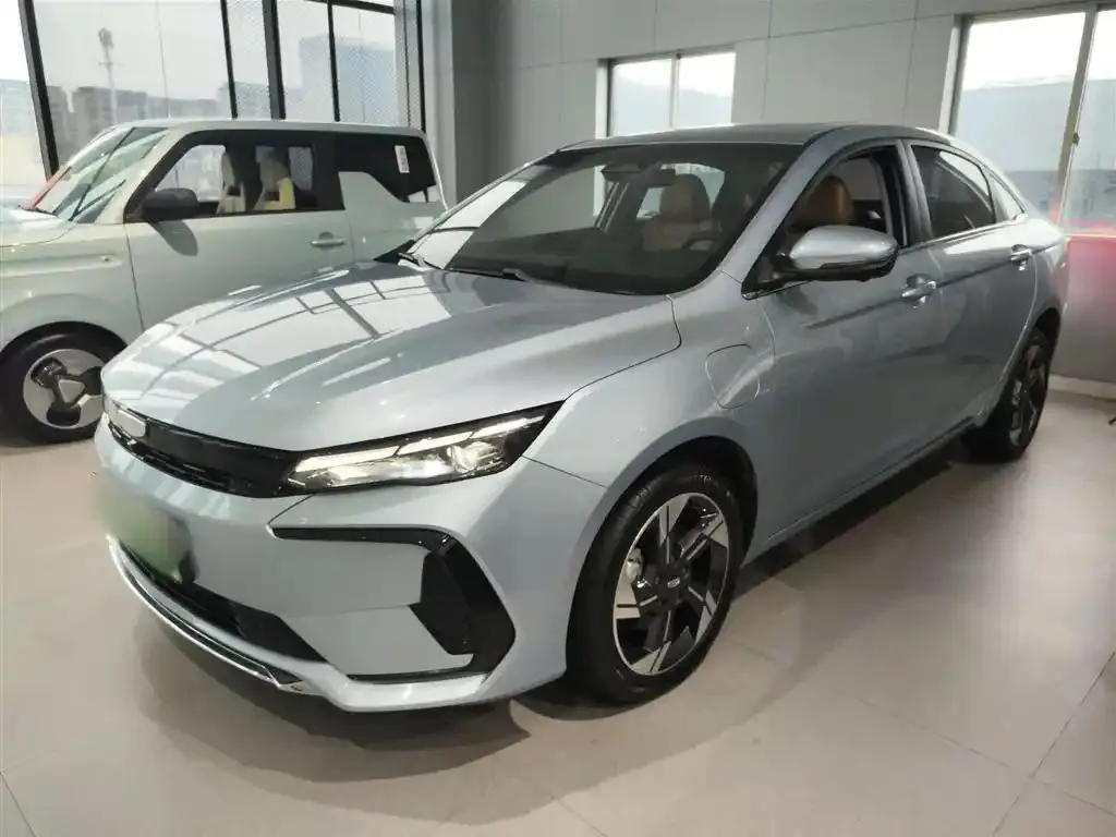 Geely Geely Emgrand L — Bleu
