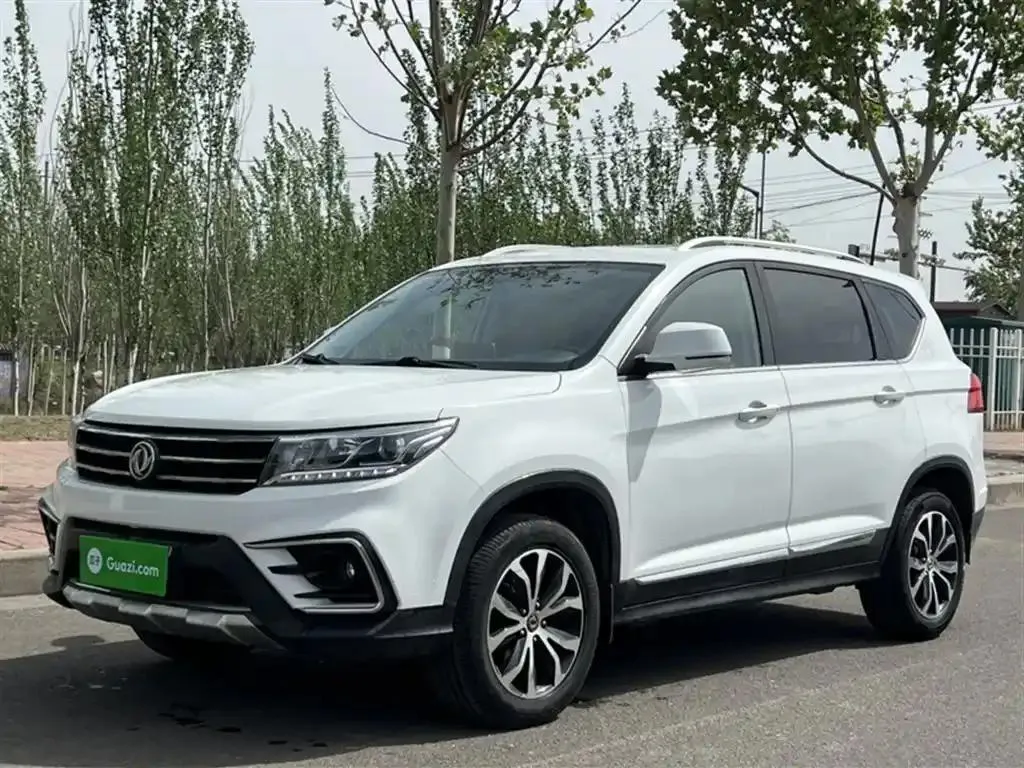 Dongfeng Forthing Jingyi Jingyi X5 2018 Lexiang Series 1.6L Manual Creative Edition — photo 1