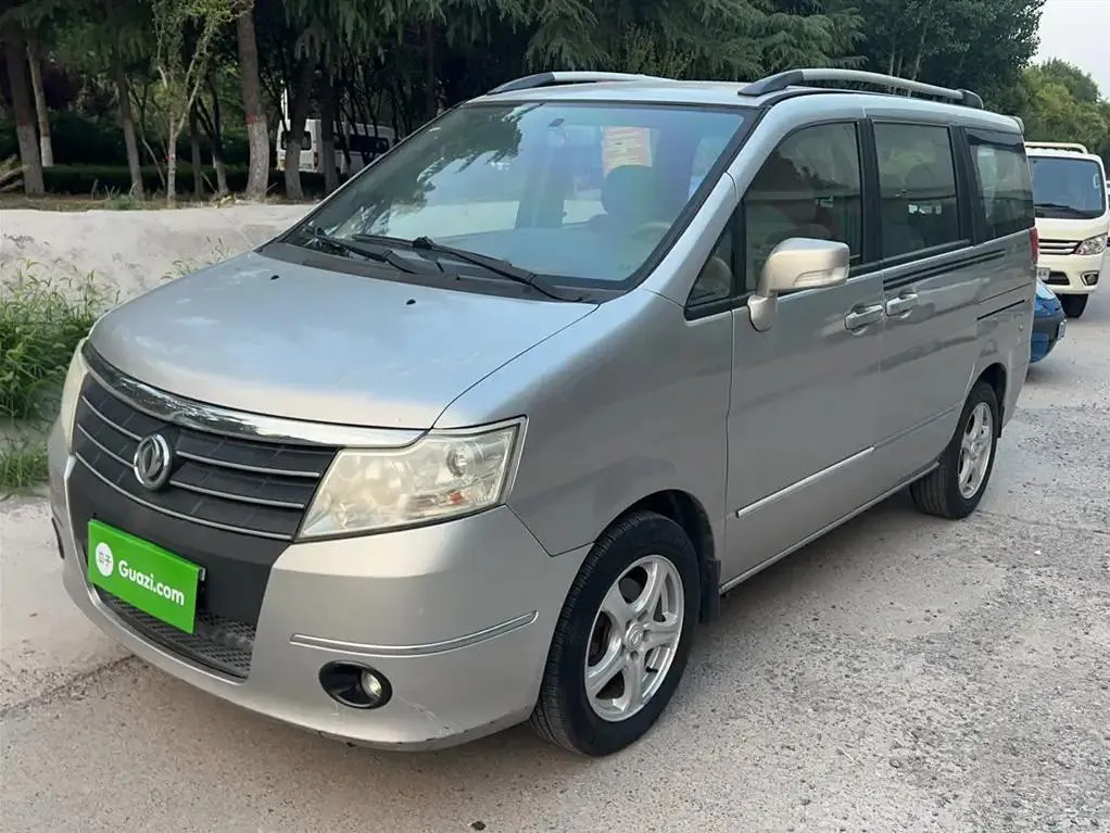 Dongfeng Succe SAC 2011 2.0L Manual Luxury 7 Seater — photo 1
