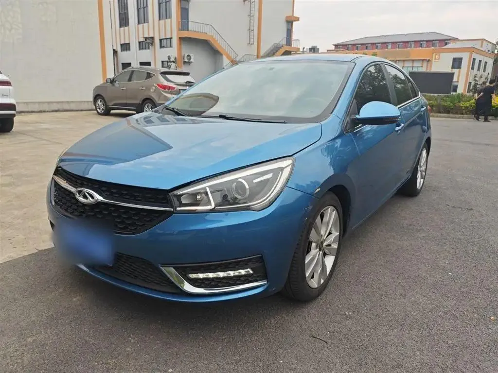 Chery Arrizo 8 Arrizo 5 2016 1.5L Manual Leading Edition — photo 1