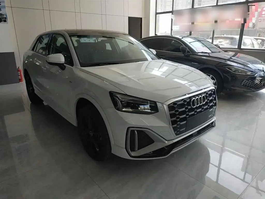 Audi Q2L Q2L 2024 35TFSI Progressive Dynamic Edition — View photo 4