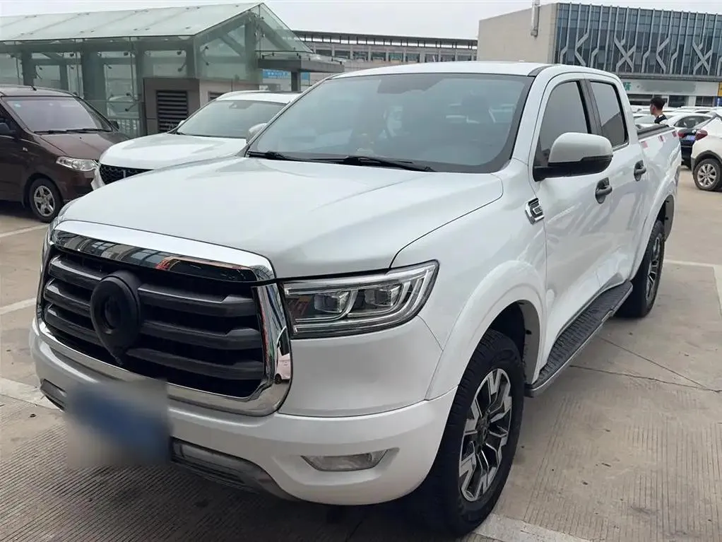 Great Wall POER 2021 2.0T Passenger Global Edition Automatic Gasoline 2WD Comfort Standard Box GW4C20B — photo 1