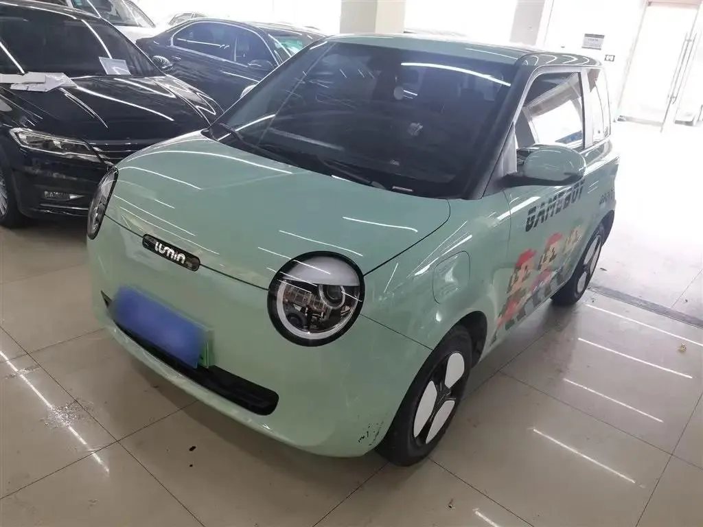 Changan Changan Lumin — أزرق