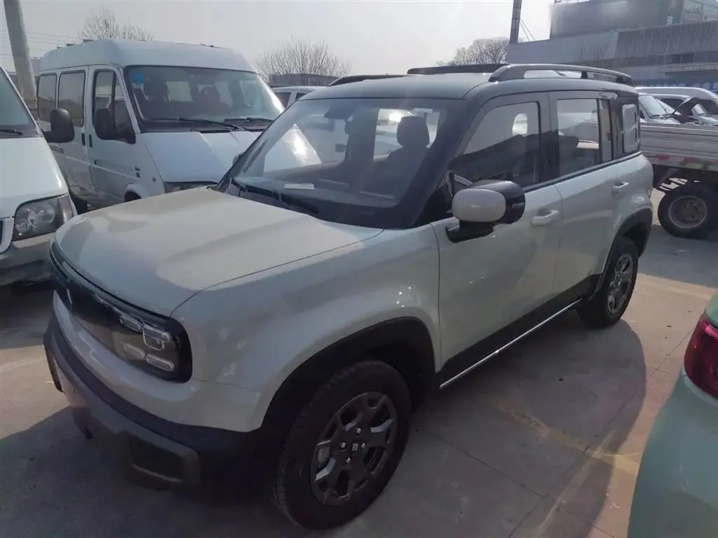 Baojun Yep Yueye Plus 2024 flagship version 4 seats — photo 1