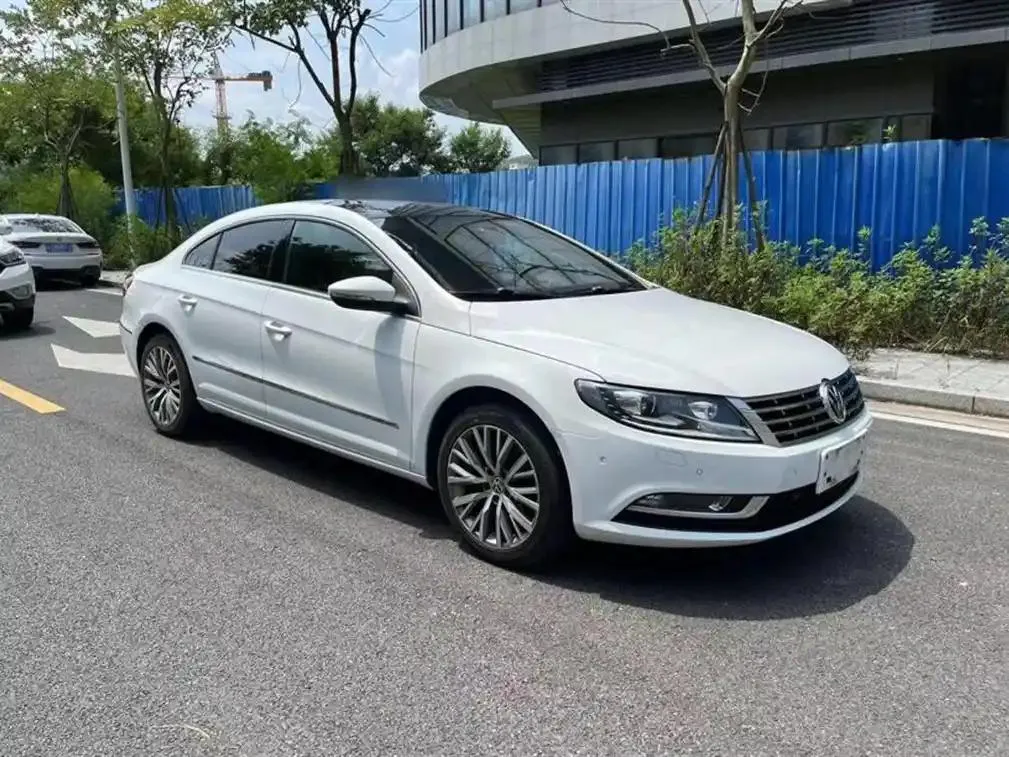 FAW-Volkswagen FAW-Volkswagen CC — Blanc