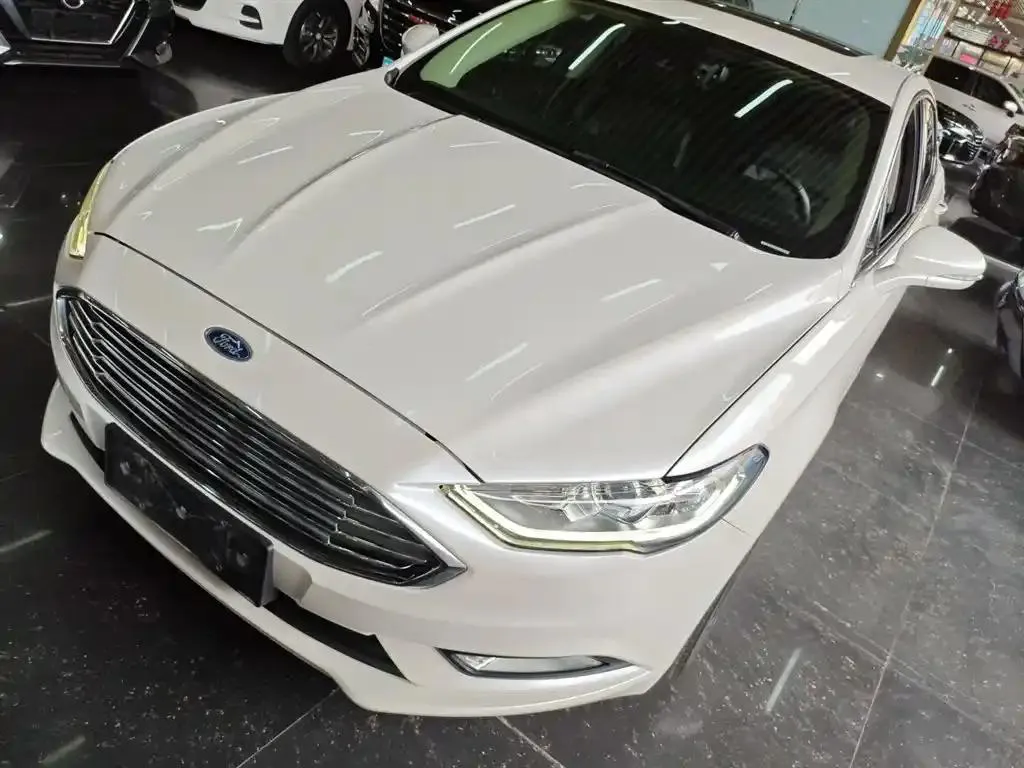 Ford Mondeo 2017 Mondeo EcoBoost 200 Fashion Edition — photo 1