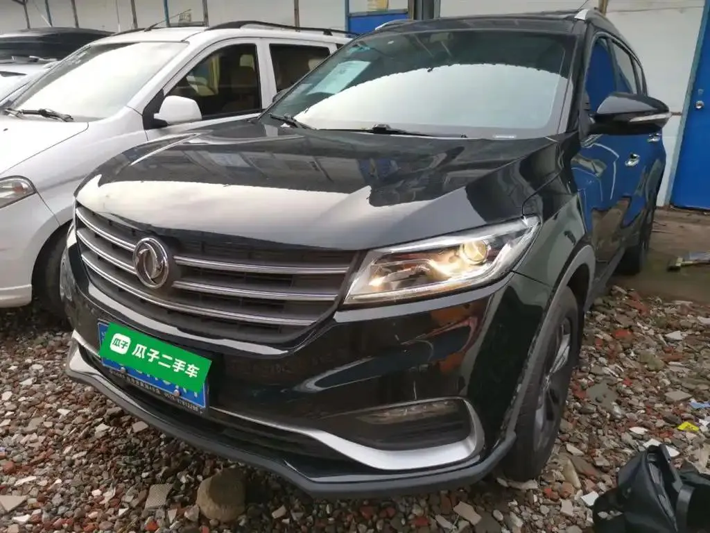 Dongfeng Dongfeng FENGON FENGON — Black